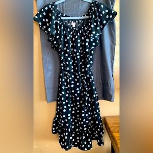 Adorable Polka dot black and white Used dress. In perfect condition!!